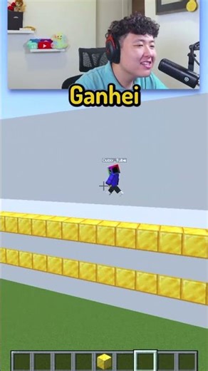 Há um emoji de cocô gigante esperando pelo Cubix