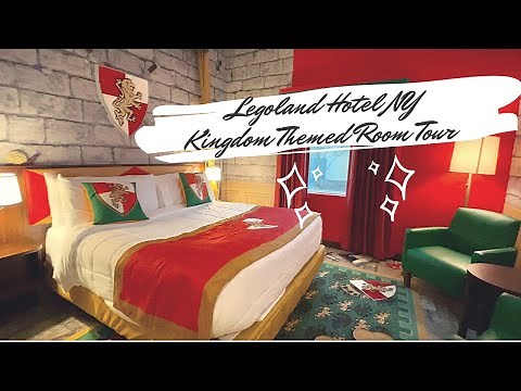 Legoland Hotel New York- Kingdom Themed Room Tour 👑🏰 + Welcome Treasure Hunt + LEGO Prize!
