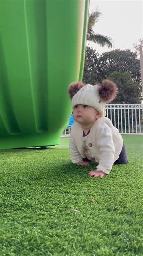 Tiny explorer loading… #babyalisa #babycrawling #babyshorts #cutebaby