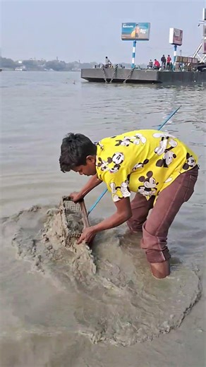 #ekmotahathighumechala Muttime, jaali mane se Mila.₹100 like in subscribe