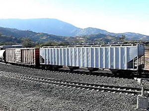 Union Pacific freight train at Tehachapi Loop