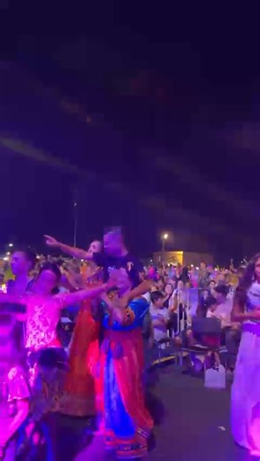 Le concert de Mohammed Allaoua hier soir 21 Août 2025, au stade d’azeffoun avec la participation du jeune talent chanteur :Yanis Belkacem Par kahina ben ziden | Chaîne II
