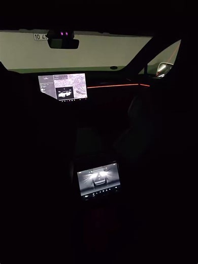 Tesla Model S Plaid 2026: Gaming & Cinema für Mitfahrer