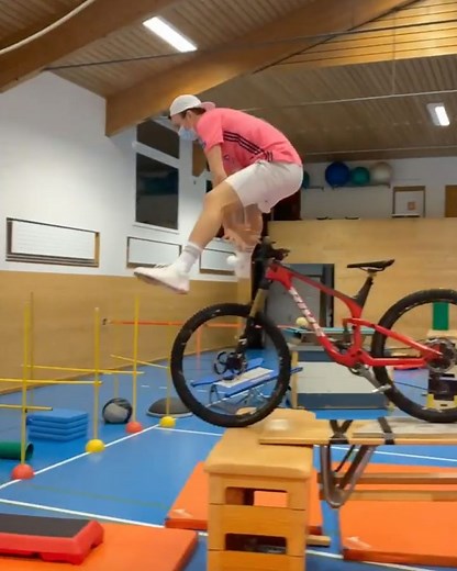 Olympic slopestyle skier Andri Ragettli takes "the floor is lava" challenge to a whole new level 🤯 (🎥 Andri Ragettli) | NBC Olympics & Paralympics