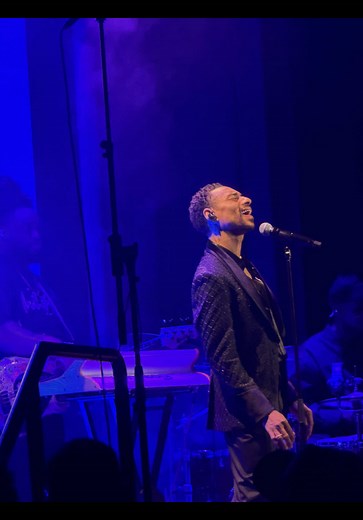 Durand Bernarr Plays Jazz Live Music