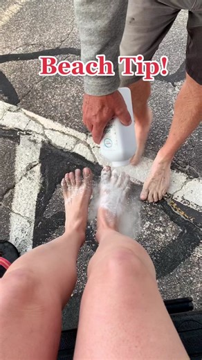 Going to the beach? Use this easy tip to remove the sand from your feet! A follower shared with me that baby powder easily removes the sand from your body, and it works like a charm. I cannot STAND to do it myself, so my sweet hubby removes it for me. ❤️ #beach #beachtip #tipsandtrick #beachvibes #babypowder #beachhack