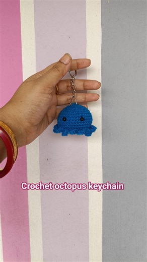 Crochet Amigurumi keychain #diy #flower#shortviral#ytshorrt# #easy#youtubeshort#knittingwithme