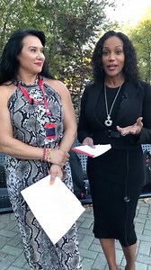 Posted @withregram • @wingsofstrength Lenda Murray and Alina Popa wrap up the women’s divisions finals on Saturday at Chicago Pro: Fitness, Bikini and Women’s Bodybuilding divisions plus Ms International. 🌐 https://wingsofstrength.net/video/femme-flex-friday/?videos=show @themsolympia @alinapopa1 __________ #ChicagoPro #IFBB #NPC #NPCWorldwide #IFBBProfessionalLeague #Fitness #Bodybuilding #FemaleBodybuilding #WomensPhysique #GirlsWhoLift #Biceps #Fitspo #Athlete #GirlsWithMuscles #StrongWomen 