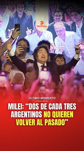 🧨“DOS DE CADA TRES ARGENTINOS NO QUIEREN VOLVER AL PASADO”, Javier Milei tras la victoria en las elecciones. #JavierMilei #Milei #LaLibertadAvanza #Política | Del Plata AM 1030