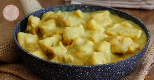 PETTO DI POLLO AL CURRY CREMOSO ricetta facile senza panna