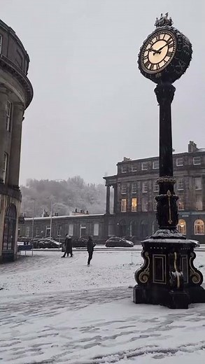 Edinburgh Snowfall ❄️✨ | Winter Magic in 4K