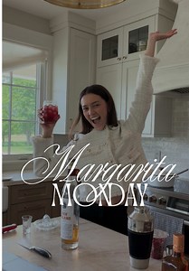 You guys have officially started submitting your stories and I can confidently say… some of them are absolutely unhinged. This week we have: ✈️ A nanny who got picked up by a private jet in the middle of a wedding because her billionaire employers couldn’t be alone with their kids for three hours. 🏡 A vacation rental nightmare that ended with police showing up at 1 a.m. 🤰 And a personal assistant whose job included helping her boss maintain a secret fake pregnancy with an entire duffel bag ful
