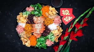 Yee Sang Recipe (Lou Sang) – Prosperity Toss Salad for Lunar New Year