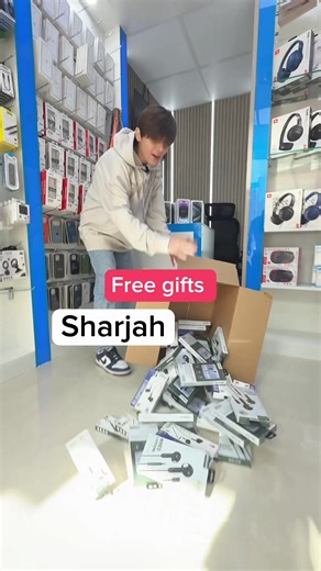 Top Mobile Phones as Perfect Gifts in Sharjah