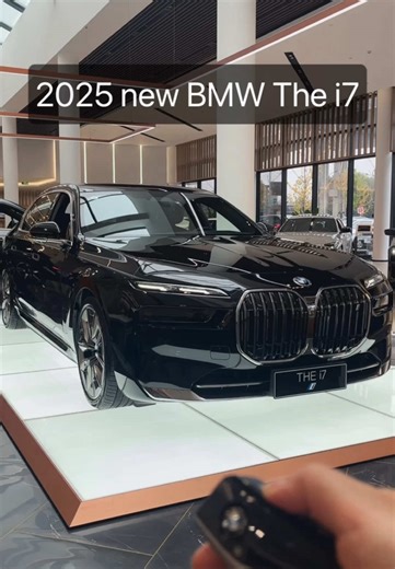 BMW i7 Electric Luxury Sedan Review