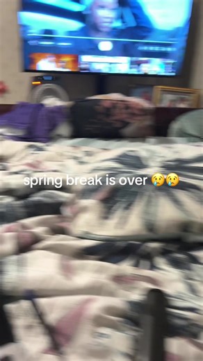 harmonymontreall (@harmonymontreall)’s video of spring break