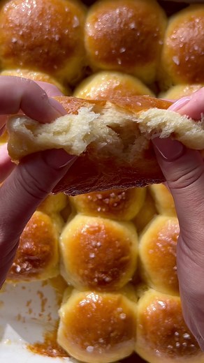Old-Fashioned Yeast Rolls Recipe