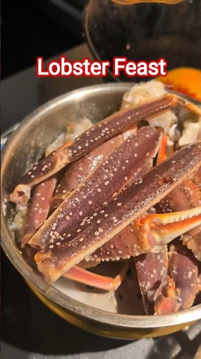 活龍蝦吃到飽，暢吃3.5小時，臺幣3200.... #food #lobster #龍蝦 #吃到飽 #seafood