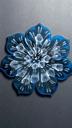 Hit link for full video 😃💙 #resinart