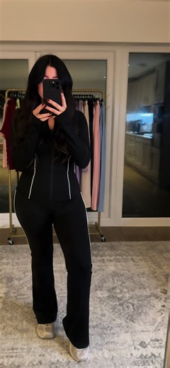 Stunning Black and White Piping Activewear Set