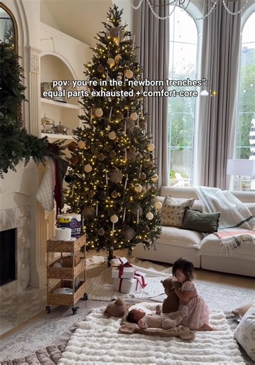 #QNPartner ☁️✨The fourth trimester is all about comfort and after doing this four times, I’ve learned that it’s the little things that make the biggest difference. @quiltednortherntp Ultra Plush® is one of those small touches that truly feels special. With 3 soft, cushy layers, it’s designed for comfort and performance, reminding you that you deserve the best no matter what stage of life you’re in. Shop using this link today! https://lnks.co/C74rC8i