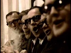 Very Funny Old Newport Cigarette Commercial - You wouldn't see this today!