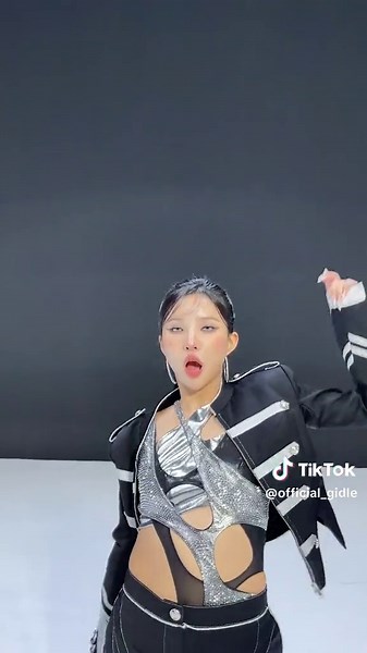 Super Lady Challenge: New Music Video by (G)I-DLE