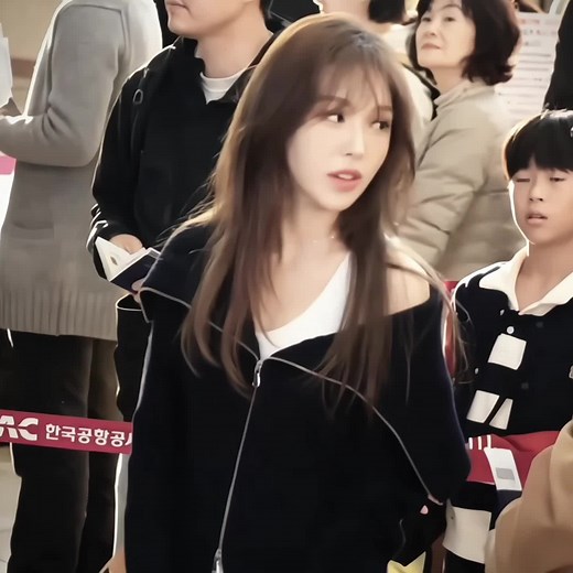 Long Hair Wendy Red Velvet Edits Comparison