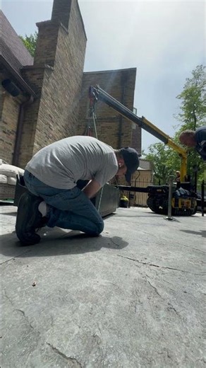 Movex Mini Crane Vs 400 Pound Fire Table