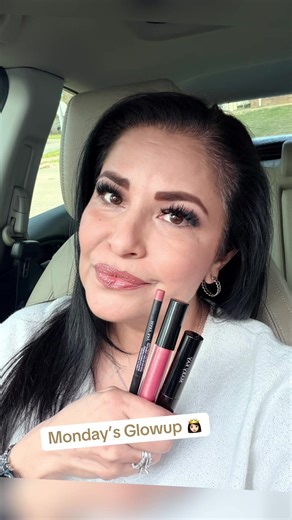 Gloss, Confidence & a Fresh Start 💗 A fresh face, a glossy lip, and a heart ready for a new week. Mondays are a reminder that we get another opportunity to show up, serve others, and walk confidently in the gifts God gave us. Sometimes a little lip color and a lot of faith is all you need to step into the week feeling beautiful and unstoppable. ✨ Let’s make it a great week, friends! Glow different. Walk confident. Stay grateful. 💛 #MotivationMonday #ConfidenceIsBeautiful #MaryKay #FaithAndBeau