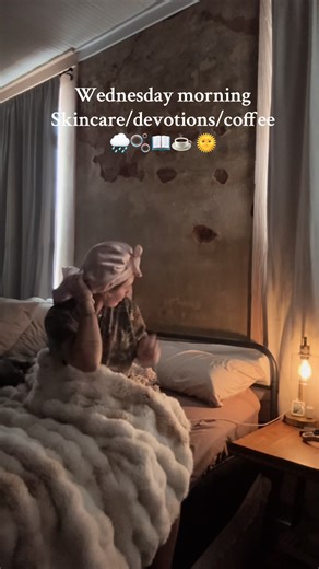 Morning Skincare Routine Vlog with Medicube