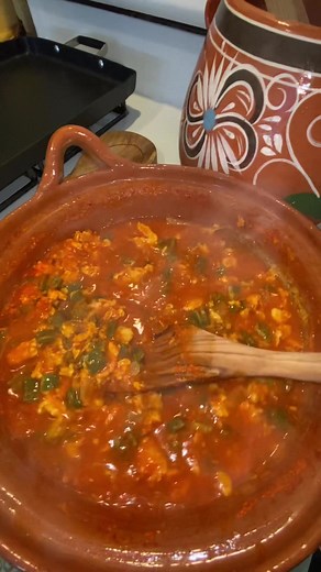 Authentic Mexican Recipe: Nopales con Huevo en Chile Rojo