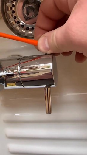 Lets fix a dripping tap, with warwickshires no.1 plumber #plumber #plumbing #DIY #howto | Professor Plumb