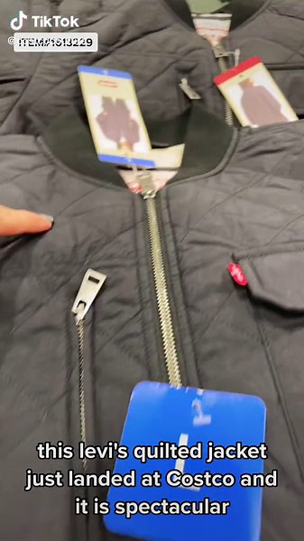 LEVI’S QUILTED JACKET #costcocouture #costco #levis #levisoriginals #costcofashion #costcofashionfinds #costcotiktok #costcobuys #costcomusthaves #costcohaul #costcodeals #fyp