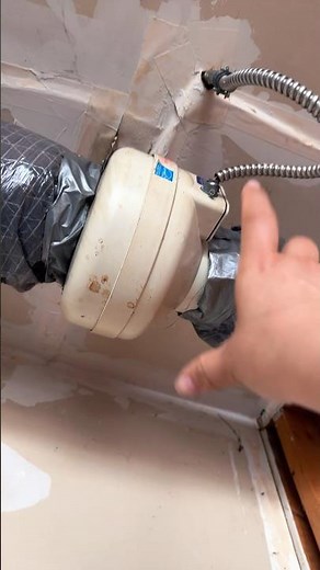 How does Inline Centrifugal Duct Bathroom Fan FR100 work?