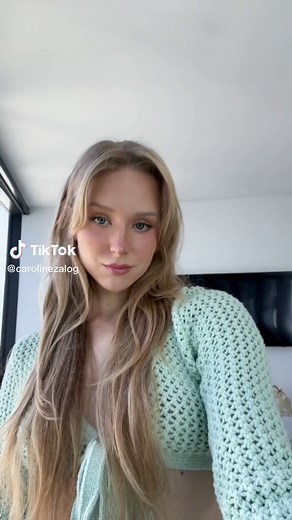 Stylish City Outfit Inspiration for Young Women