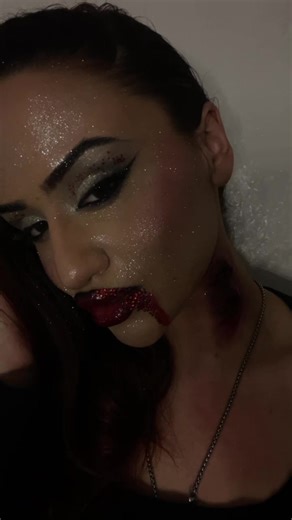 Vampy look with Special effects makeup ❤️❤️❤️ #makeupartist #makeup #vampy #vampiremakeup