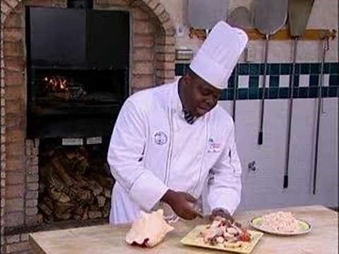 Bahama Breeze: What is Conch?