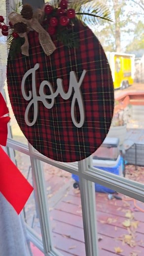 Defrosting my turkey outside because its 75 degrees outside, and that's what I can do! And I bought my turkey today. Should be safe...right  Whoopty dooooooo藍 #turkey #cooking #defrost #fypシ #foodsafety | Tiffany McKellar | Facebook