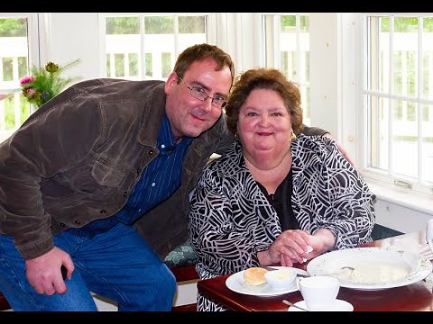 Rita MacNeil At the Miner's Show- Cape Breton Island