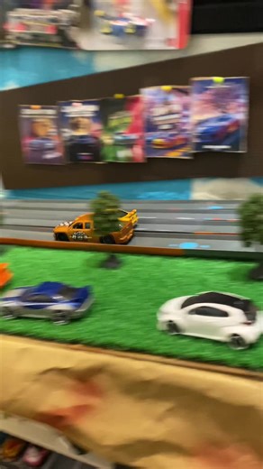 Ultimate Hot Wheels Diecast Racing Challenge