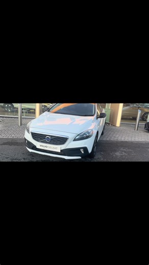 2014 Volvo V40 D4 Cross Country Lux Nav for Sale