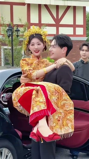 Romantic Wedding Moment 💕 Groom Carries Bride to Car! #love #weddingfun
