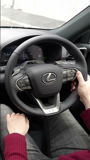 [Dramatic Evolution] What are the two biggest changes to the new Lexus IS300h that have transform...