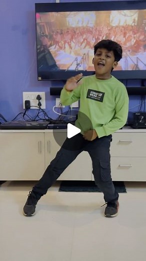 Sumanth Official | ✨HUM AAYE HAIN 🕺🏻🤩😍😉 @tigerjackieshroff @kritisanon @piyush_bhagat @shaziasamji @zeemusiccompany @romilved #ganapath #movie #songs... | Instagram