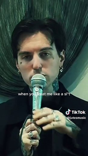 Jutes and Pickle: A Love Story of Nu Metal Loyalty