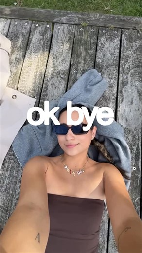 A B R I L 🌻 on Instagram: "Welcome to my design account ✨ . . . . . #design #trend #introductions #graphicdesign #adobe"