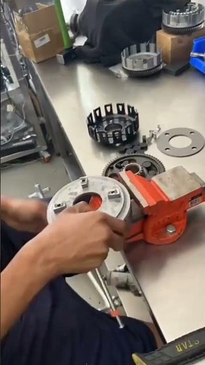 Replace OEM clutch basket with bellit basket kit🦿🦾⚒️ #yamaha #yfz350 #banshee #mambo_performance