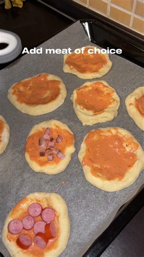 Mini Pizza Topping (for 8 mini pizzas)🍕