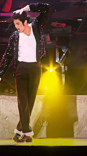 Jase on Instagram: "Michael Jackson's great quality, both on stage and off stage #michaeljackson #viral #fyp"